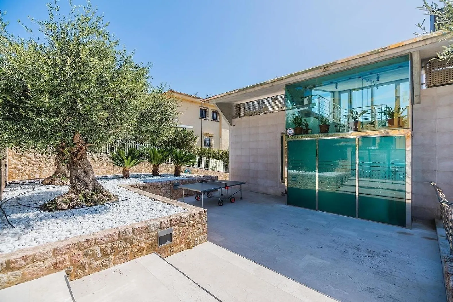 Atemberaubende Villa Mit Whirlpool, Beheiztem Pool Und Meerblick In Aucanada Alcanada Holiday home